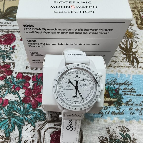 👑POSH NWT Swatch X Omega Mission To The Moonphase - FULL MOON Watch - Picture 4 of 5